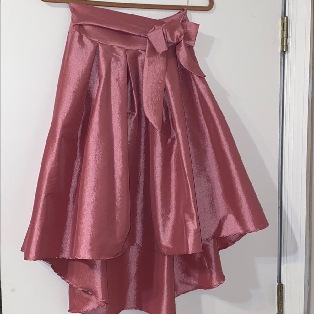 Barbie pink High low skirt
